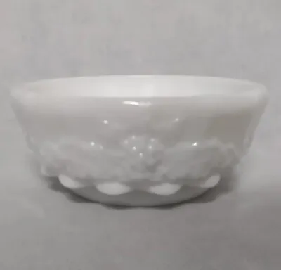 Westmoreland Paneled Grape Nappy Bowl 4.5  Milk Glass • $16.95