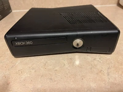 $55 • Buy Xbox 360 Slim 20 GB- Matte Black - WORKS - COMPLETE