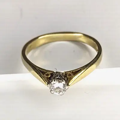 18ct Gold Diamond Ring 0.21ct Solitaire UK Ring Size L - 18ct Yellow Gold • $636.26