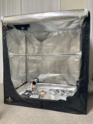 £69 • Buy Secret Jardin DP90 (Rev 4) - Compact Dark Propagation Grow Tent / Grow Room
