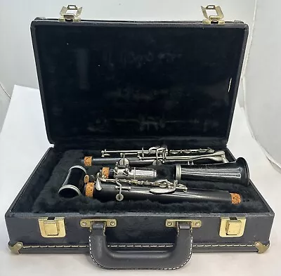 Selmer Bundy Resonite Clarinet With Case • $53.40