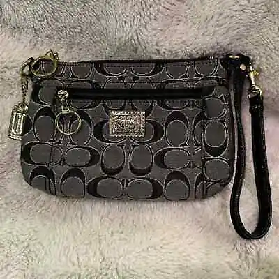 Coach Poppy Black/Gray Canvas And Metallic Gold Wristlet • $35