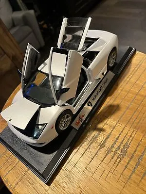 2007 Lamborghini Murcielago Lp640 White 1/18 Diecast Model Car By Maisto 31148 • $50