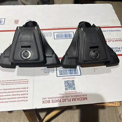 YAKIMA Q Towers Set Of 2 NICE • $28