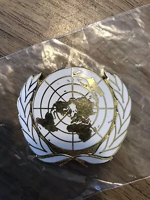 OFFICIAL Issue United Nations UN Cap Beret Badge • £5.99