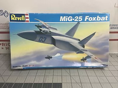 MIG-25 FOXBAT SOVIET INTERCEPTOR FIGHTER By REVELL 1:100 SCALE #4068 Complete • $24.99