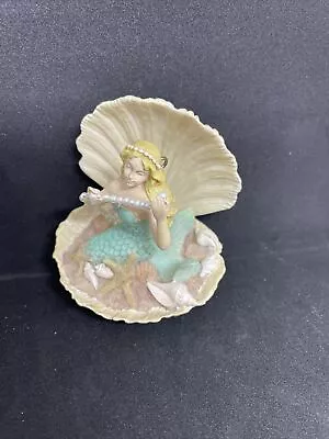 MERMAID Clam SHELL Faux Pearls Birth Of Venus Ocean Fantasy  ORNAMENT Figurine • $14.95