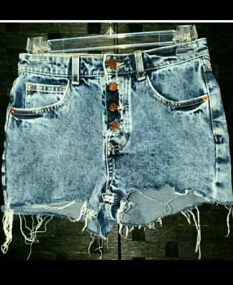 Zara Distressed Denim Shorts Perfect For Summer Size 00/XXS • $14.99