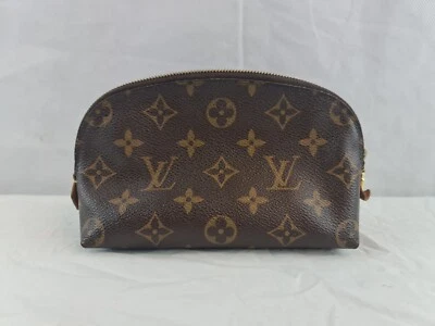 £199.99 • Buy Louis Vuitton Monogram Cosmetic Pouch