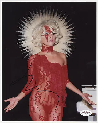 LADY GAGA Signed Photograph - Pop Musician / Singer / Vocalist - Preprint • £6.99