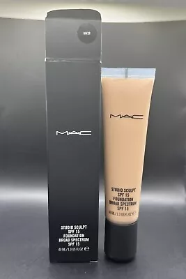 MAC Studio Sculpt Foundation SPF15 NW20 Full Size 40ml/1.3oz • $42.99