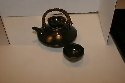 VINTAGE Japanese Teapot CERAMIC FLAT WITH 2 CUPS(ONE IS CHIPPED) • £24.12