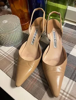 MANOLO BLAHNIK Nude Leather Pointed Carolyne Slingback Mid Heel Pumps S 37 • $35