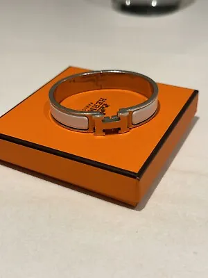 Hermes Clic Clac H Bracelet White And Silver Enamel • $499