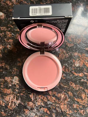 Mac Cosmetics Pretty Baby Beauty Powder. Dianna Ross Collection. Discontinued  • $125