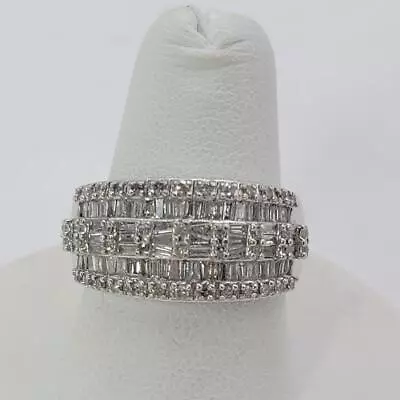 WOMEN'S 10K WHITE GOLD DIAMOND RING (mme Kp) (PDS031261) • $599.99