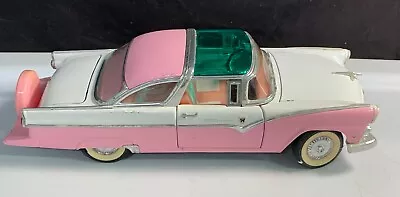 Road Tough 1/18 Diecast Pink Ford Fairlane Crown Victoria • $11.99