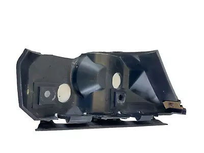 2004-2007 Volvo S40 Front Right Passenger Side Bumper Bracket Mounting Retainer • $25.47