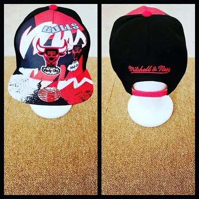 Chicago Bulls Nba Basketball Snapback Hat. • $25