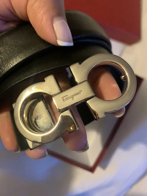 £189 • Buy SALVATORE FERRAGAMO BLACK LEATHER BELT SIZE 100 Used