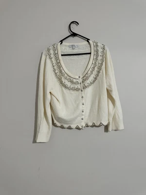 $5 • Buy Forever New Button-up Cardigan Size 14