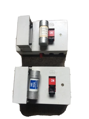 £20 • Buy Electrical Double Pole Main Switch 