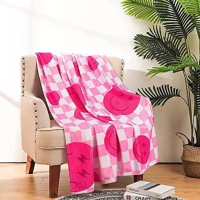 Frienda Preppy Throw Blanket Pink Smile Face Blanket Cute Flannel Soft Blanket P • $36.25