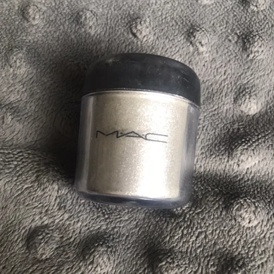 £9.99 • Buy MAC Silver Fog Pigment Eyeshadow Glitter Shimmer Rare Discontinued Eye Shadow