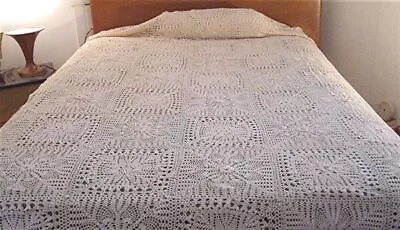 VTG HAND CROCHETED COTTON BEDSPREAD COVERLET RAISED FLOWERS 94  X 112  • $39.95