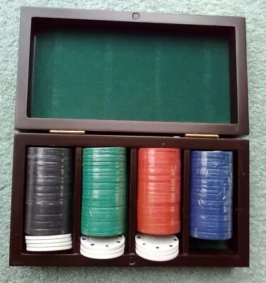 Gambling Chips In A Wooden Case.         W156 • £18.85