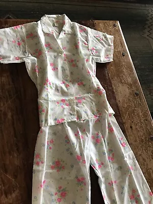 VTG 70s Floral Pajama Set Cute Tiny Neon Flowers Fresh Hippie Loungewear • $22