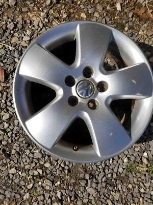 $74.99 • Buy 03 04 05 06 07 08 09 10 11 VW JETTA Wheel 15x6 Alloy 5 Wide Spoke Few Scuffs #2