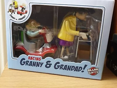 WIND UP RACING GRANNY & GRANDAD CLOCKWORK CLASSIC RACE KIDS FUN TOY Gift Idea • £10.50