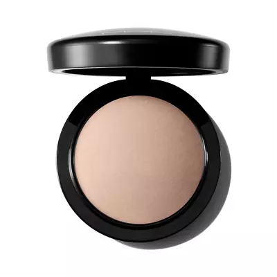 M·A·C MINERALIZE Skinfinish Natural Face Powder - MEDIUM 0.35 Oz/10 G • $34.99