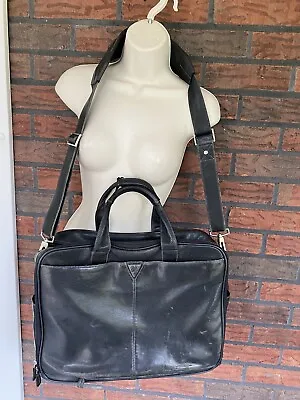 Johnson & Murphy Black Leather Briefcase Messenger Laptop Bag 5 Zip Metro *Flaw • $35