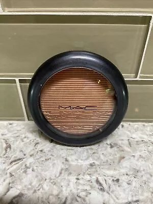 MAC Extra Dimension Skinfinish Glow With It 0.31 Oz (NO BOX) • $21.99