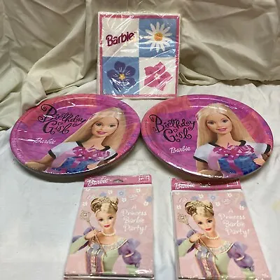 VTG 2000 Barbie Sweet Surprises Birthday 7  Paper Plates 16 Total Napkins Invite • $17.10