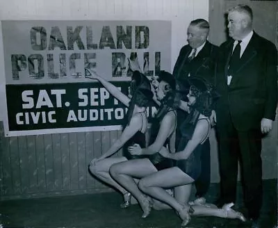 1939 Oakland Police Ball Inspectors & Dancers Press Photo • $24.99