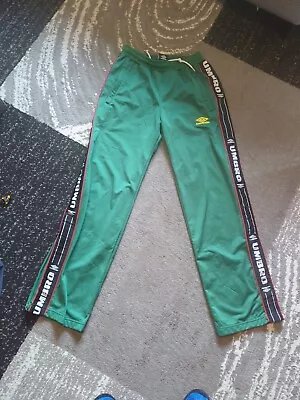 Umbro Tracksuit Bottoms Green Rare Glentoran ? Small Mens Northern Ireland  • £12.50