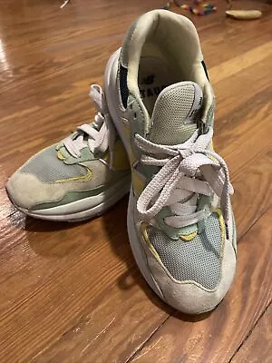 New Balance 57/40 Agave Green Lace Up Sneakers 2021 Size 10 • $56.62