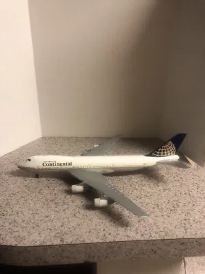 Schabak 1:250 Scale Diecast Model Continental Boeing 747-2 Commercial Airliner • $68.99