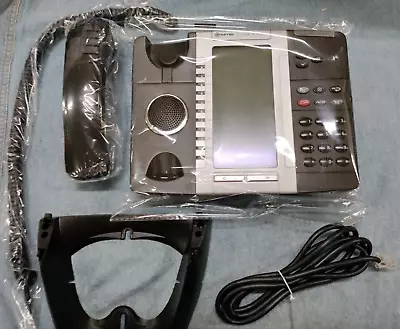 Mitel 5330 Backlit VoIP Phone Defaulted Complete 50005804 (handset B Stock) • $25