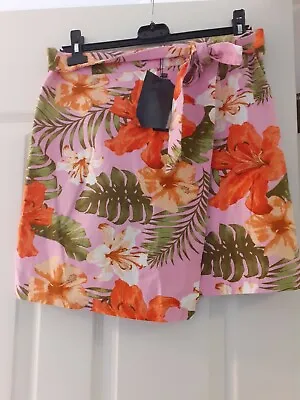 £8 • Buy Vero Moda Size Large  Tropical  Pink Skirt New