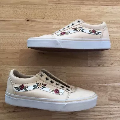 Vans Shoes Old Skool • $45