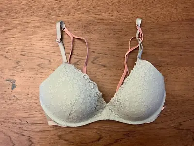 Victoria's Secret Misty Jade Lace 34A Sexy Tee Wireless Push Up Bra VS!!! • $19.99