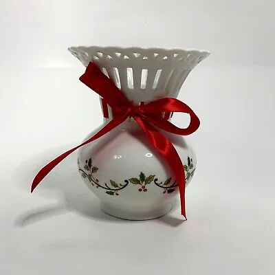 Mikasa Holiday Lace Porcelain Vase Holly Reticulated Edge Christmas 6” • $14.99
