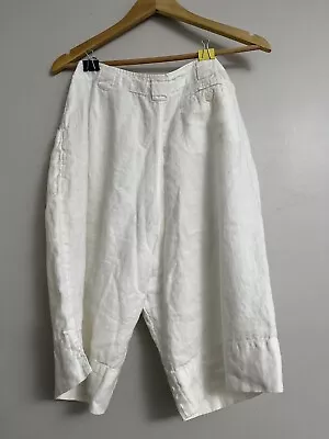 J. Jill  Size 12 White %100 Linen  Bermuda Shorts • $18.99