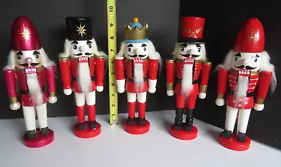 VINTAGE Set Of 5 Wooden 10  Nutcracker *VIDEO* Christmas King Prince Guard Hand • $37