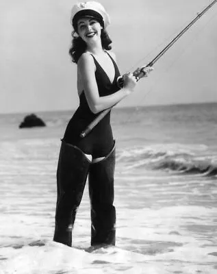 £7.11 • Buy Actress AVA GARDNER Fishing At The Beach Publicity Picture Photo Print 4 X6 