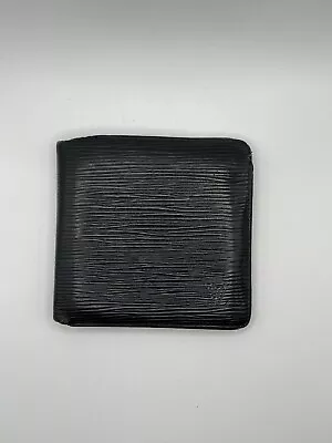 Louis Vuitton Epi Marco Mens Black Wallet • $104.99